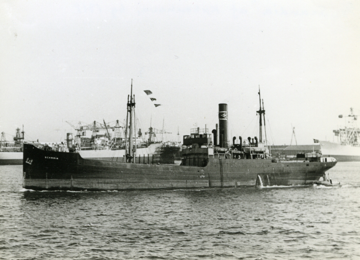 Ägare:/1934-54/: A/S Dampskibsselskabet D.F.K. Hemort: Köpenhamn.