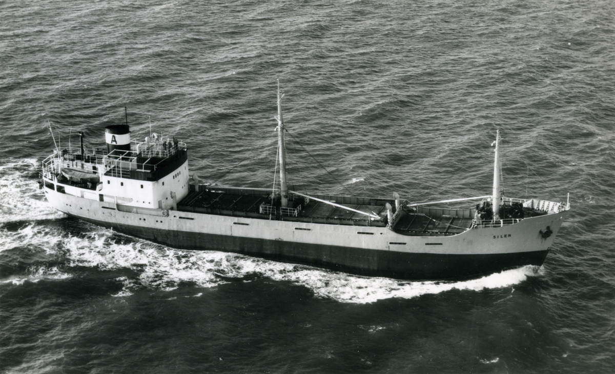 Ägare:/1948-70/: O.F. Ahlmark & Co. Eftr. AB. Hemort: Karlstad.