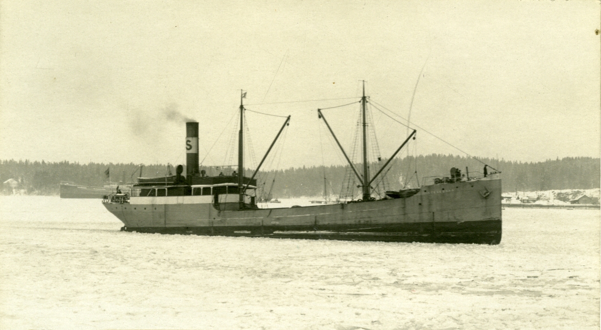 Ägare:/1915-48/: Stockholms Rederi AB Svea. Hemort: Stockholm.