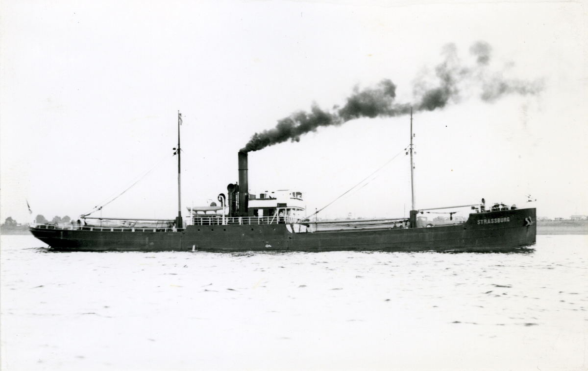Ägare:/1911-34/: Hamburg-Amerikanische Packetfahrt A.G., /1934-37/: Schiffahrt- & Assekuranz G.m.b.H.,
/ 1937-38/: Schiffahrt- & Assekuranz-Ges. E. Russ & Co. Alla med hemort: Hamburg.