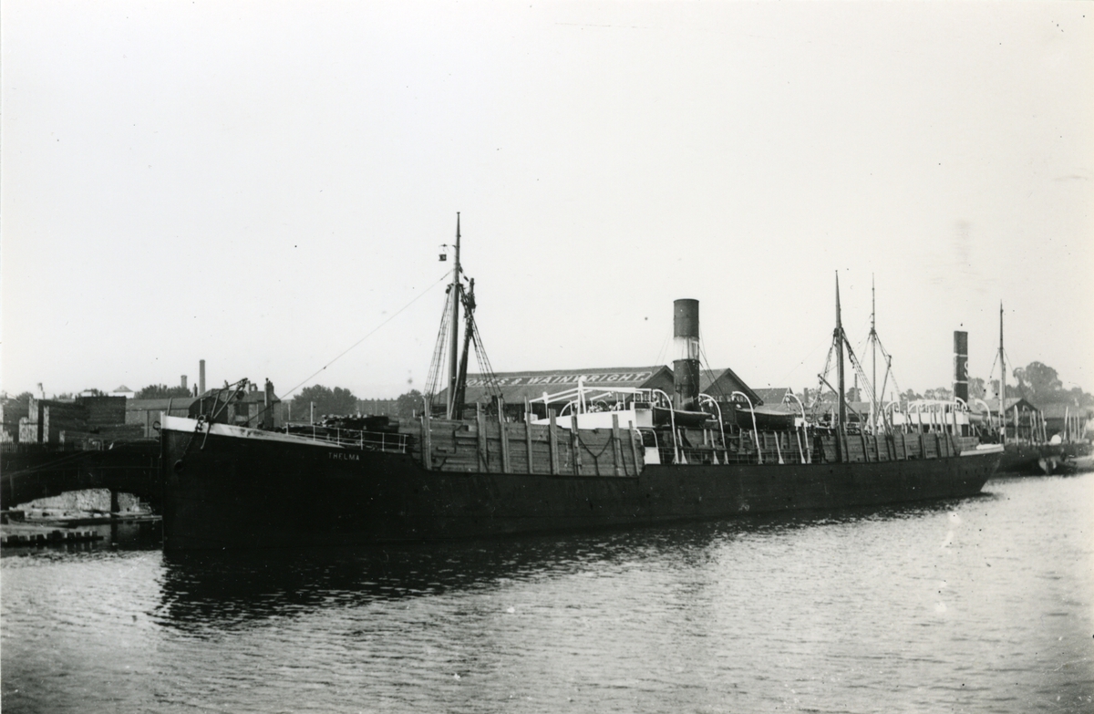 Ägare:/1907-17/: A/S Thelma. Hemort: Grimstad.