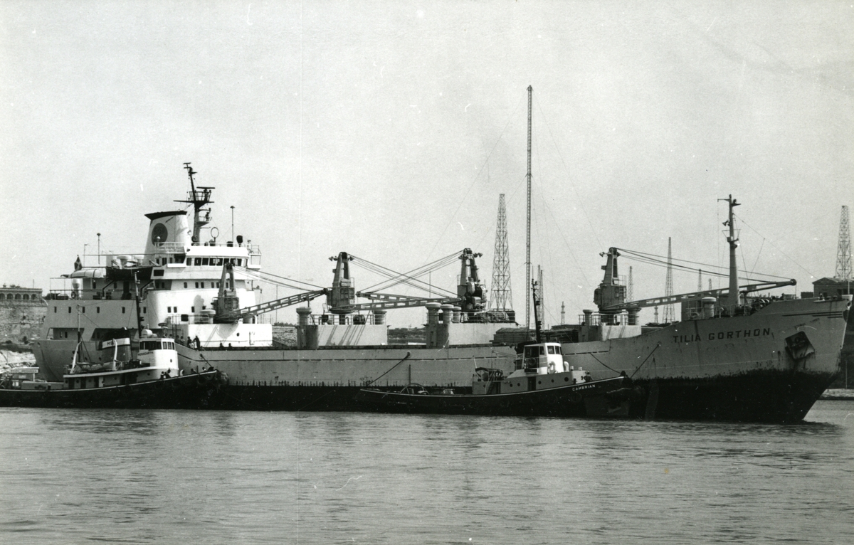 Ägare:/1966-74/: Rederi AB Gylfe. Hemort: Helsingborg.