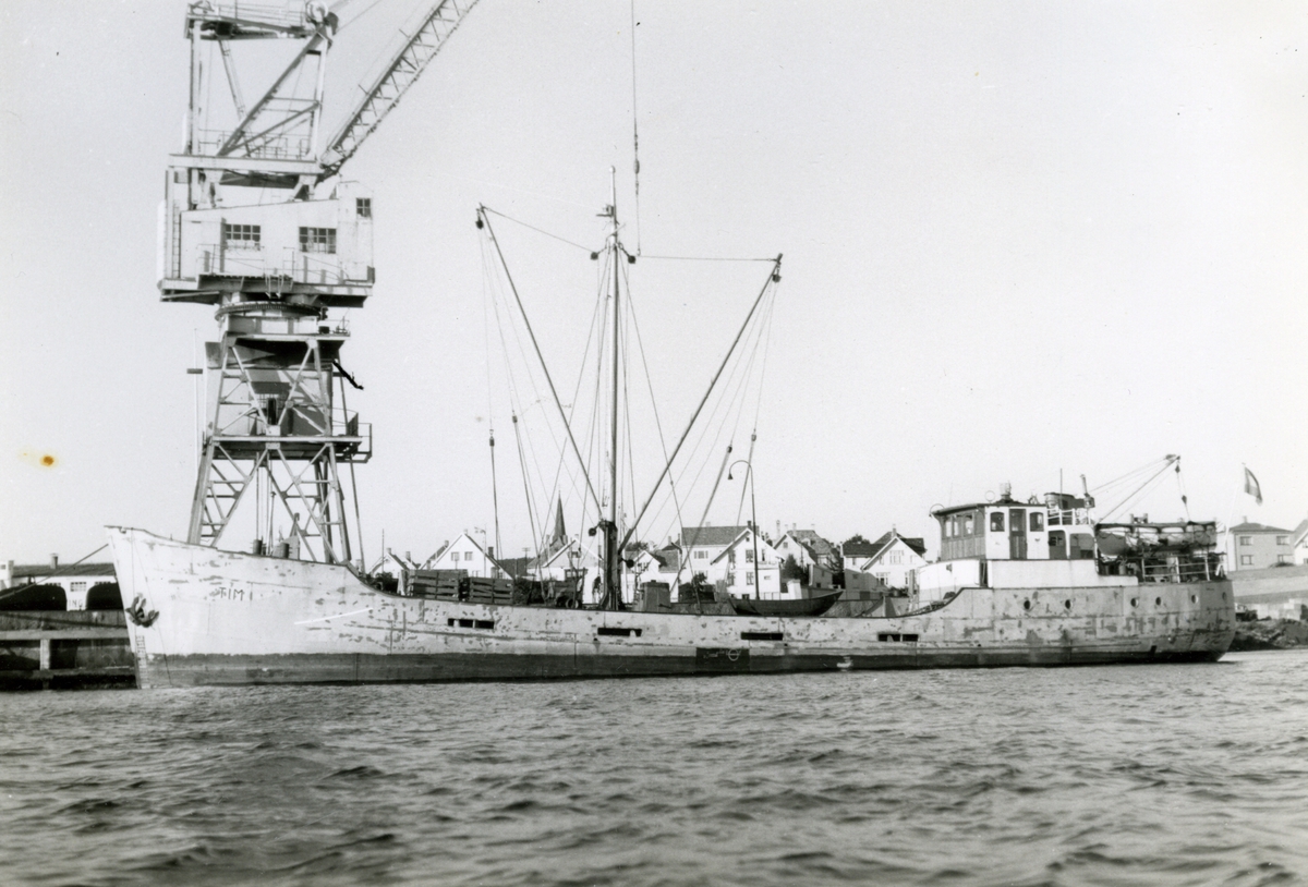 Ägare:/1941-67/: V.o.F. Motorschip Tim. Hemort: Delfzijl.