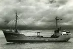 Ägare:/1957-64/: N.V. M/S Titaan. Hemort: Groningen.
