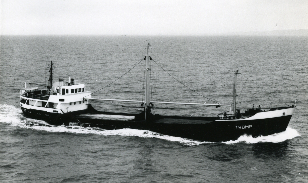 Ägare:/1963-72/: Reederij De Noord N.V. Hemort: Rotterdam.