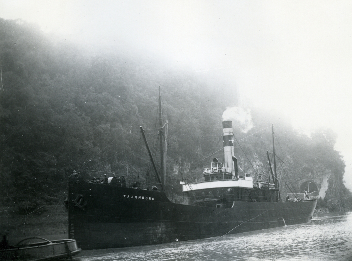 Ägare:/1937-45/: O. Schünemann. Hemort: Stettin.
