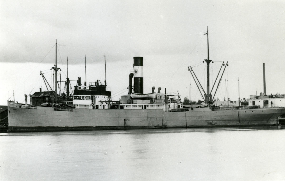 Ägare:/1925-42/: Rederi AB Svenska Lloyd. Hemort: Göteborg.