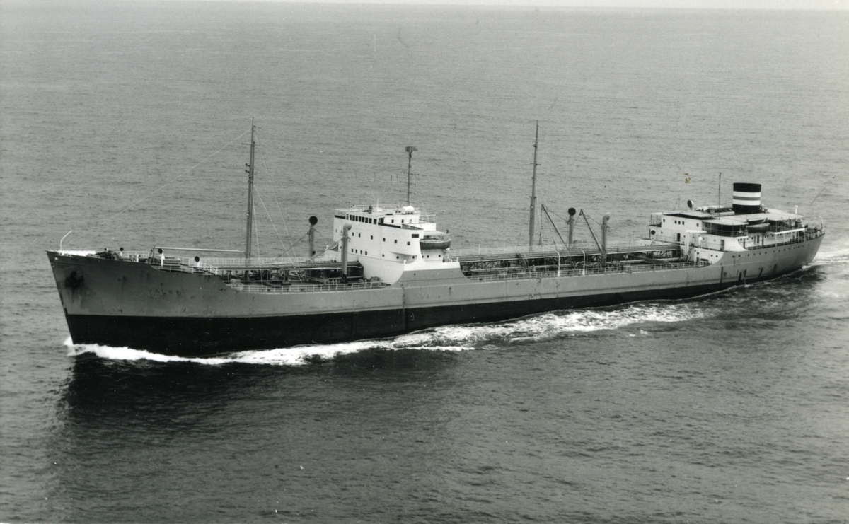 Ägare:/1963-80/: Rederi AB Sally. Hemort: Mariehamn.
