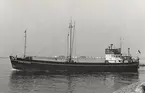 Lastmotorfartyget HANS-GEORG av Flensburg, Tyskland, i Malmö hamn 14.5.1965.