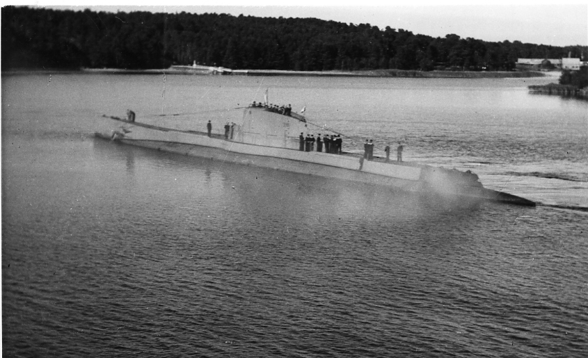 [handskriven text på kopians baksida, framträder vid genomlysning av monteringsbasen:] "Sep (1938)"  "Gam" "foto sept 1939"
"6/10-39"
[ytterligare anteckningar kan skönjas men inte tydas]