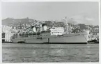 Vykort i svartvitt visande passagerarturbinångfartyg CONTE GRANDE av Genoa. Foto: Augusto Nani, Genoa 1955.
Köpt avv US guv.,som Nav Transport med namnet USS MONTICELLO. Återlämnad till Italien i juli 1947 och fått gamla namnet tillbaka. Upphuggen i La Specia 1961.