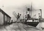 Lastångfartyget CALLA av Göteborg i Edinburghs hamn den 18.8.1920. Fartyget såldes till Chile samma år.