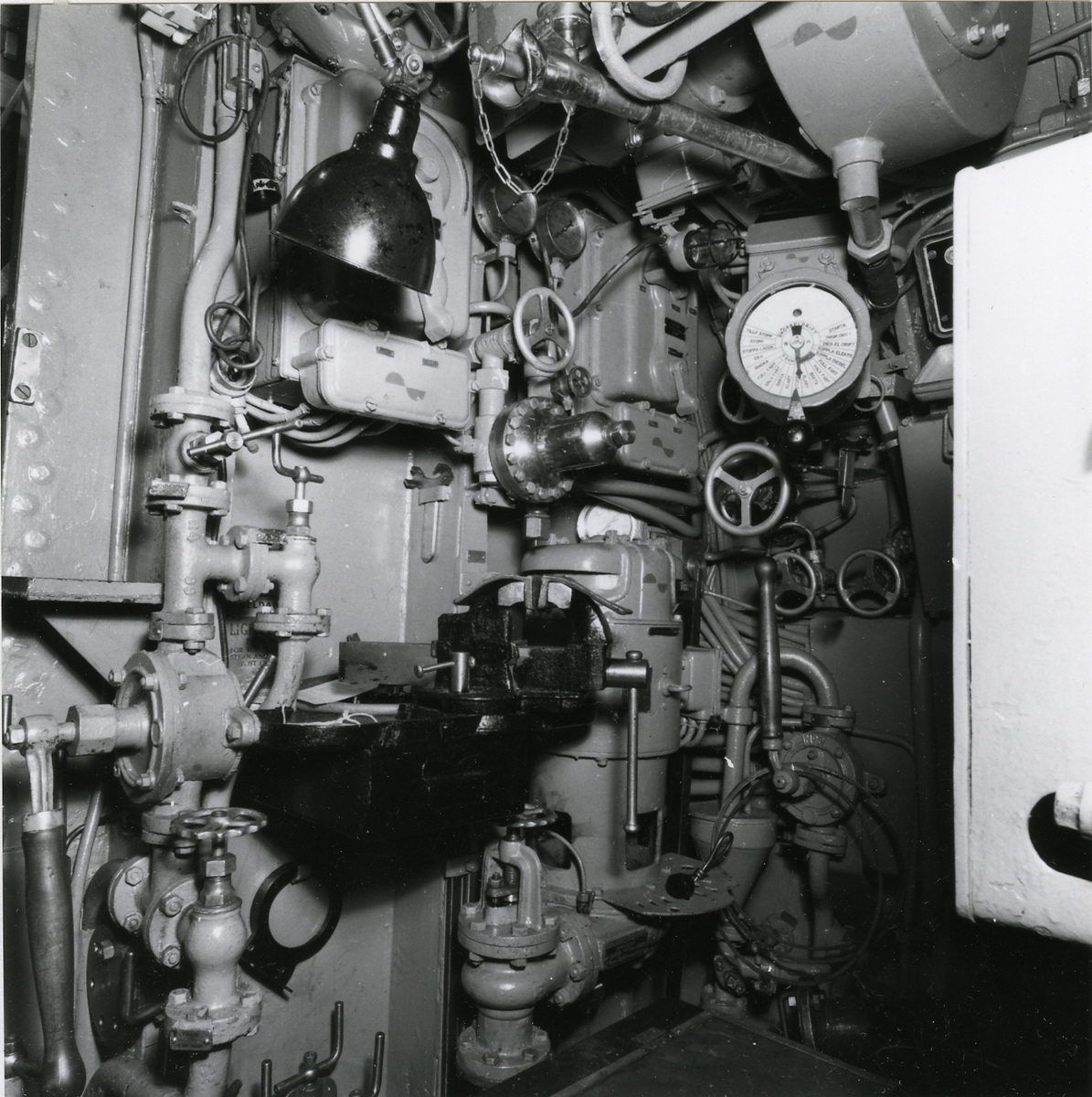 Dieselmotorrum ubåten "Näcken".