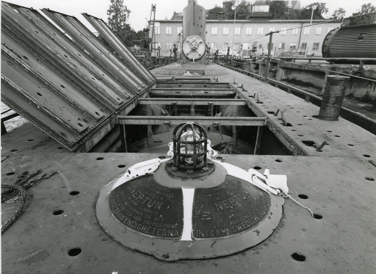 Foto visande telefonboj ubåten "Neptun".