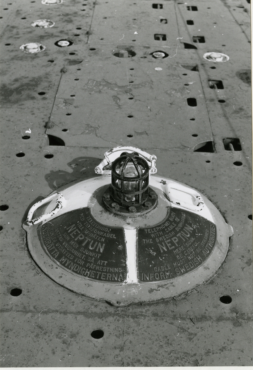 Foto visande telefonboj ubåten "Neptun".