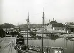 Lidköpings hamn. Troligen 1950-talet.