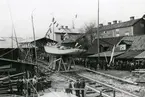 Segelbåten SVANHILD vid sjösättningen på Mälarvarvet 1901. Byggd efter Axel Nygrens ritningar.