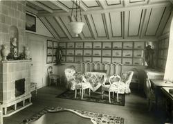Interiörer från Skärva gård, Blekinge. F.H. af Chapmans bost