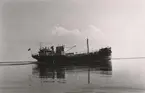 M/T STANDARD av Göteborg på Vänern 1963. Ombyggt till tankskepp 1941.