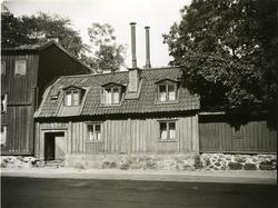 Södra varvets omgivningar. Gamla hus vid Stigbergsgatan, 193