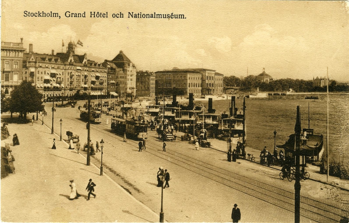 Stockholm.
Strömkajen, Grand Hotel och Nationalmuseum.