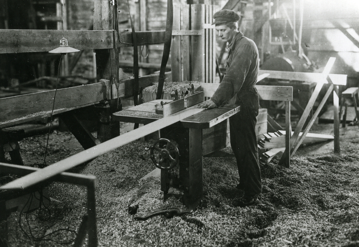 RAGNAN sjösätts 1938 på  Neglingevarvet.