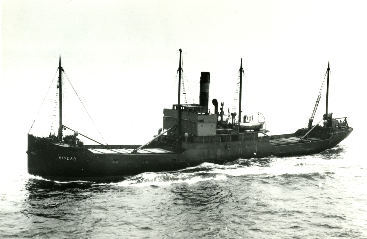 Lastångfartyget WINDAR av Kalmar [...] 1953.