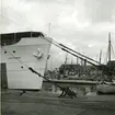 Visby hamn med m/s Gotland av Visby i förgrunden. Upplagd i inre hamnen i Visby sommaren 1940 på grund av bränslebrist.
I bakgrunden fartyg tillhörande Gotlands marindistrikt.
Denna del av hamnen bär det ålderdomliga namnet: Katträngen, där leden katt med säkerhet torde vara identisk med fartygsbenämningen Katt.