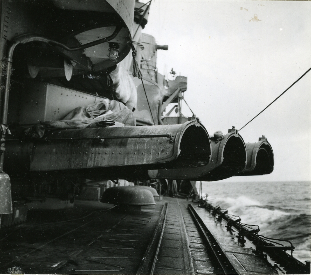 53 cm. torpedtuber på jagaren Mjölner, april 1945.