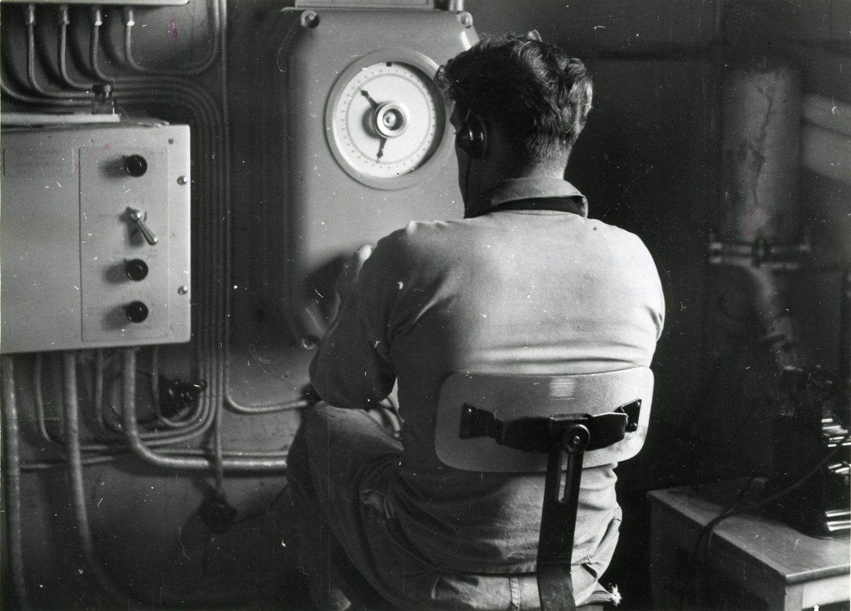 Hydrofonist i arbete, år 1943.
