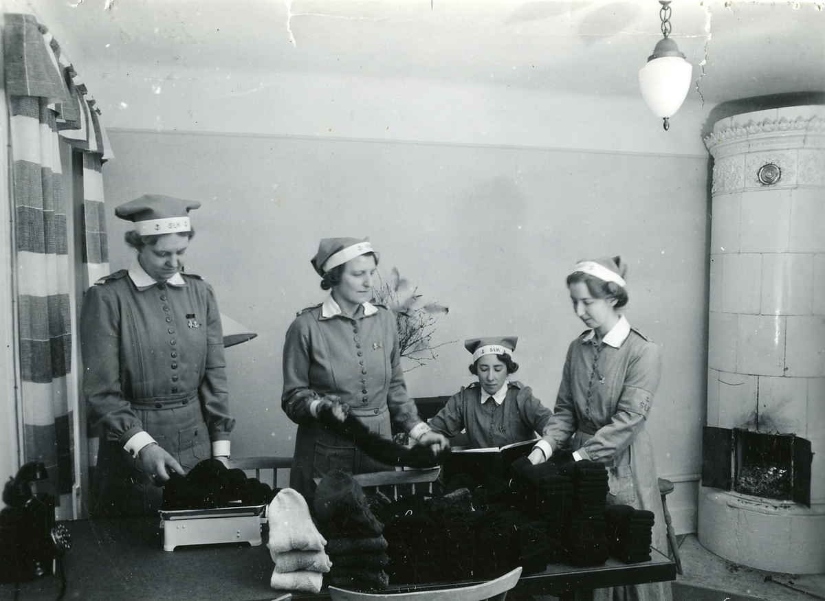 Beklädningstjänst. Marinhemmet, Stockholm 1943.
