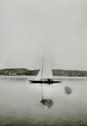 30 kvadratmeters skärgårdskryssaren "EVA". 30 S 24.
Ritad av