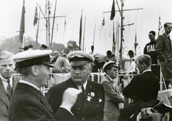 Hamnbild och Funktionärsbild från OS seglingarna i Kiel 1936