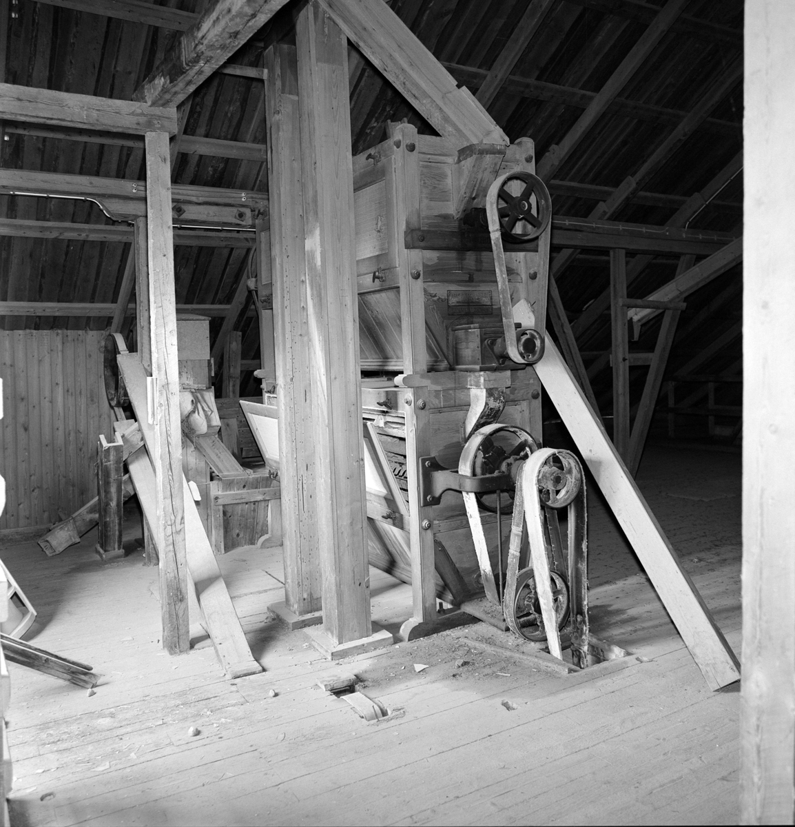 Stange, Romedal valsemølle, interiør fra kverna, 