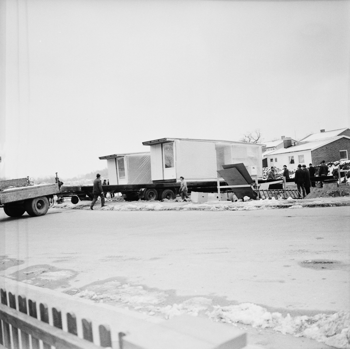 V33966