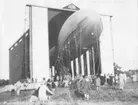 Fältballong m/1932. Dras ut ur ballonghallen, A 6.