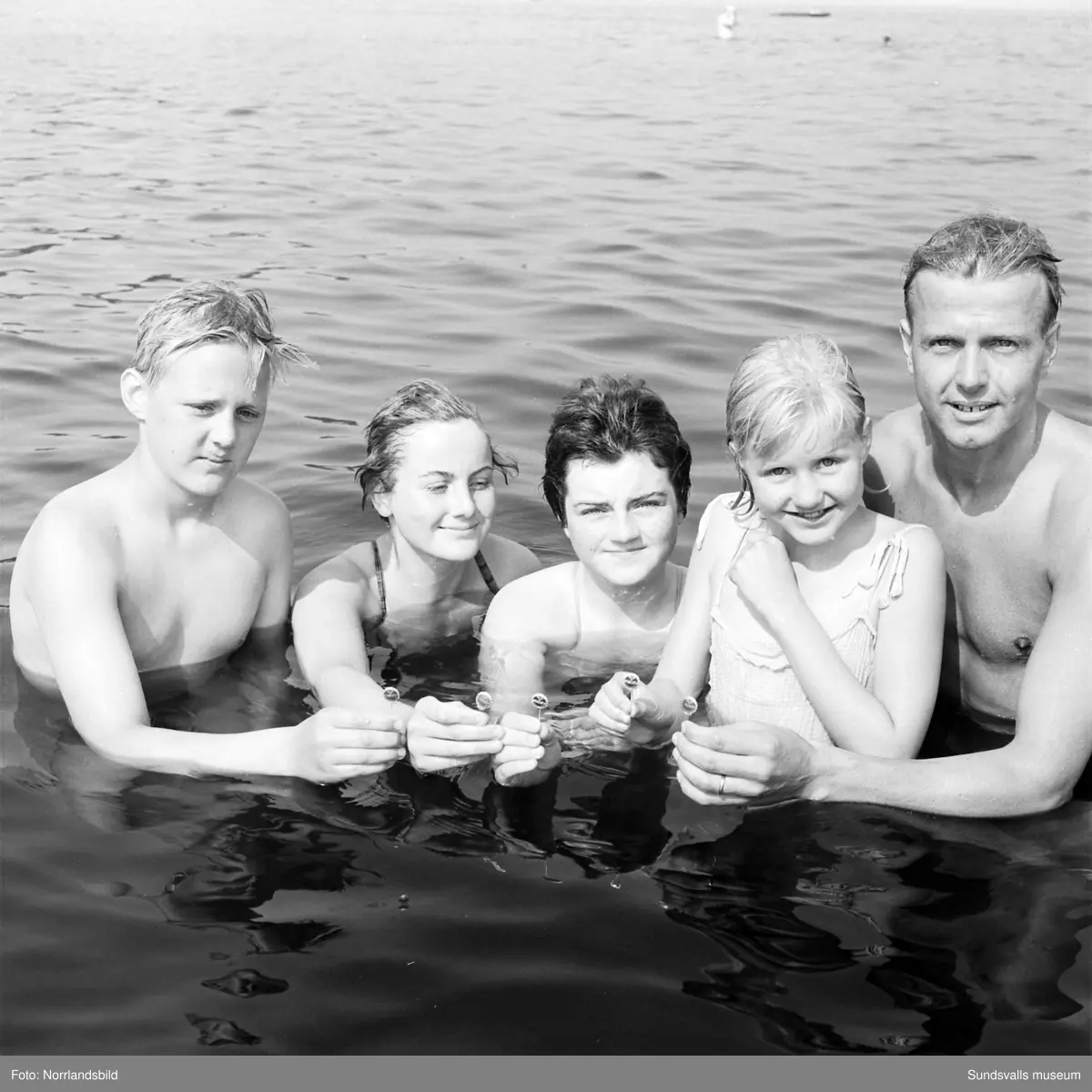 Simborgarprov på badet i Fläsian.
