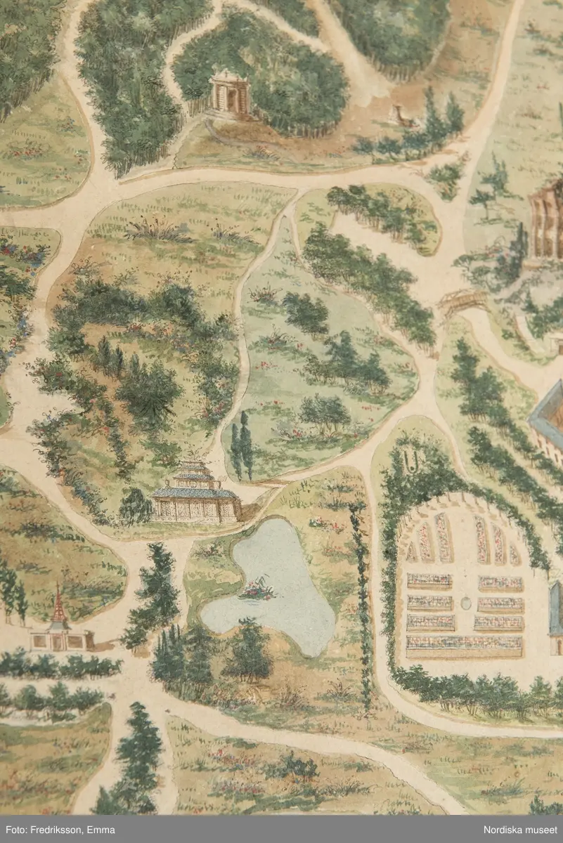 Forskningsbilder, detaljer, karta, planlösning, Frankrike, Park, le De´sert de Retz, Hör ihop med NMA.0074102
Text på kartan:"Le Desert, Jardin Pittoresque, dessiné et éxécuté dans toutes ses parties, Architecture et plantations / Par Mr Racine De Monville". mm.
inmärkt som föremål NM.0334542A-D