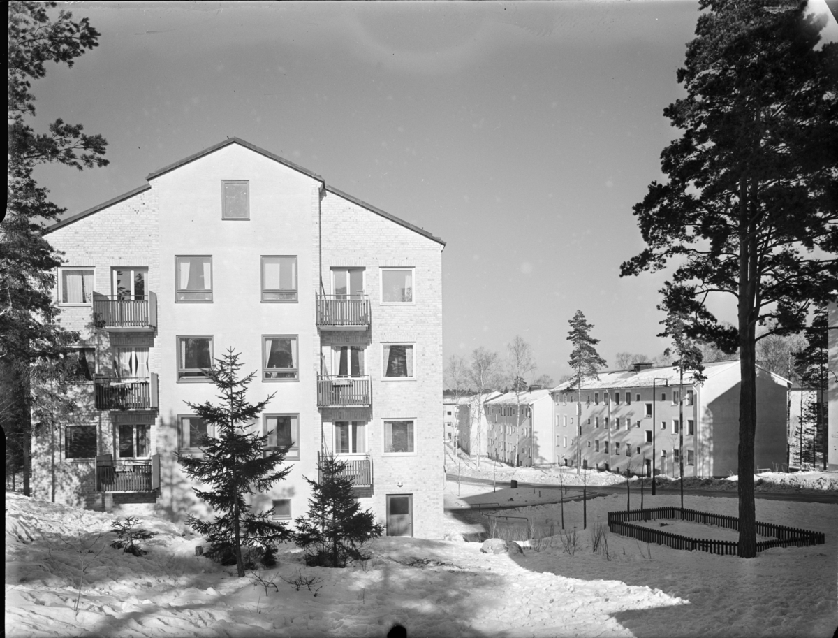Gubbängen, exteriör