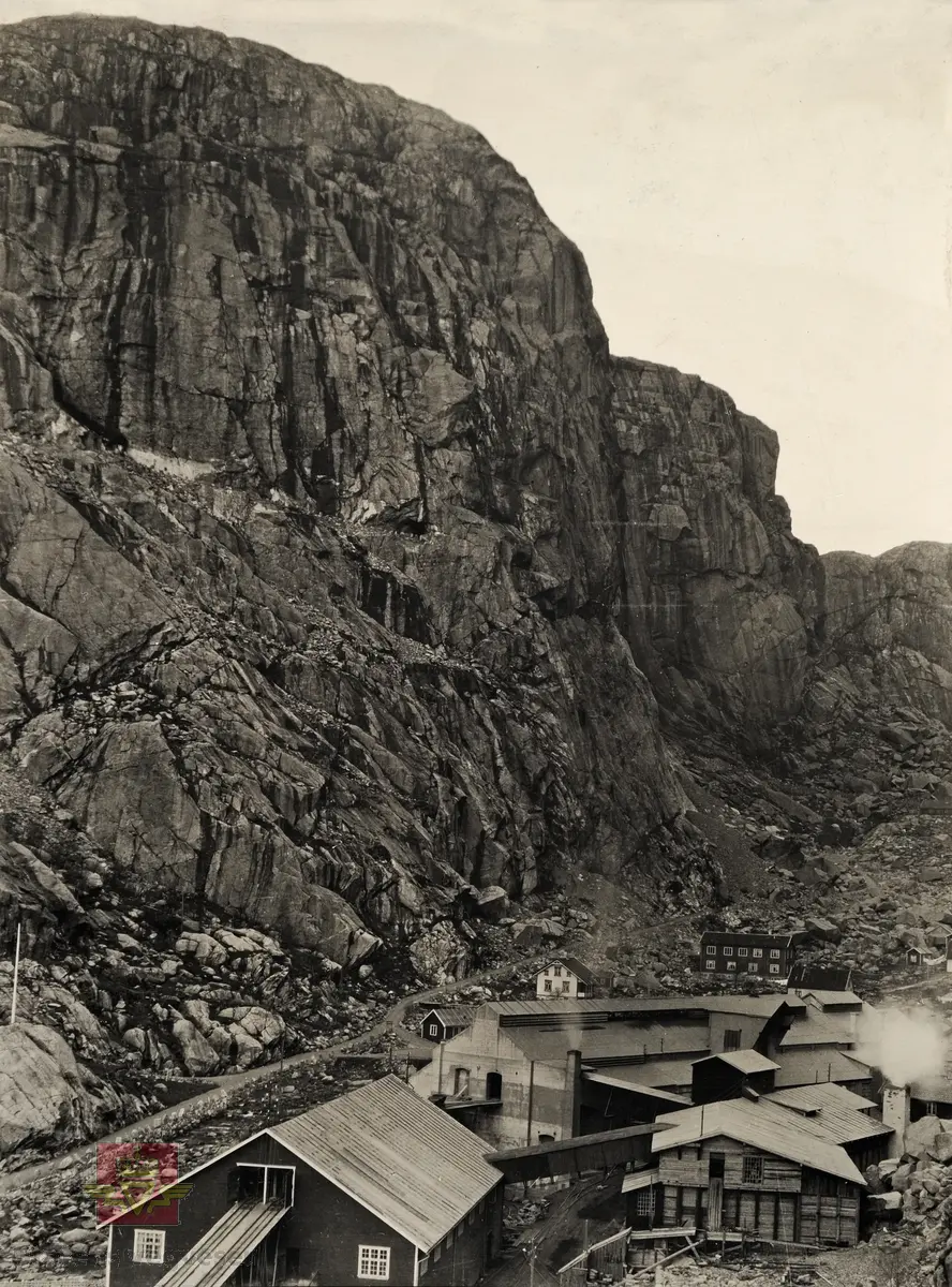 "Veianlæg".  Sokndal - Åna-Sira. Kraftverk i Jøssingfjord. Veganlegg Helleren - Jøssingfjord. Antatt 1923.