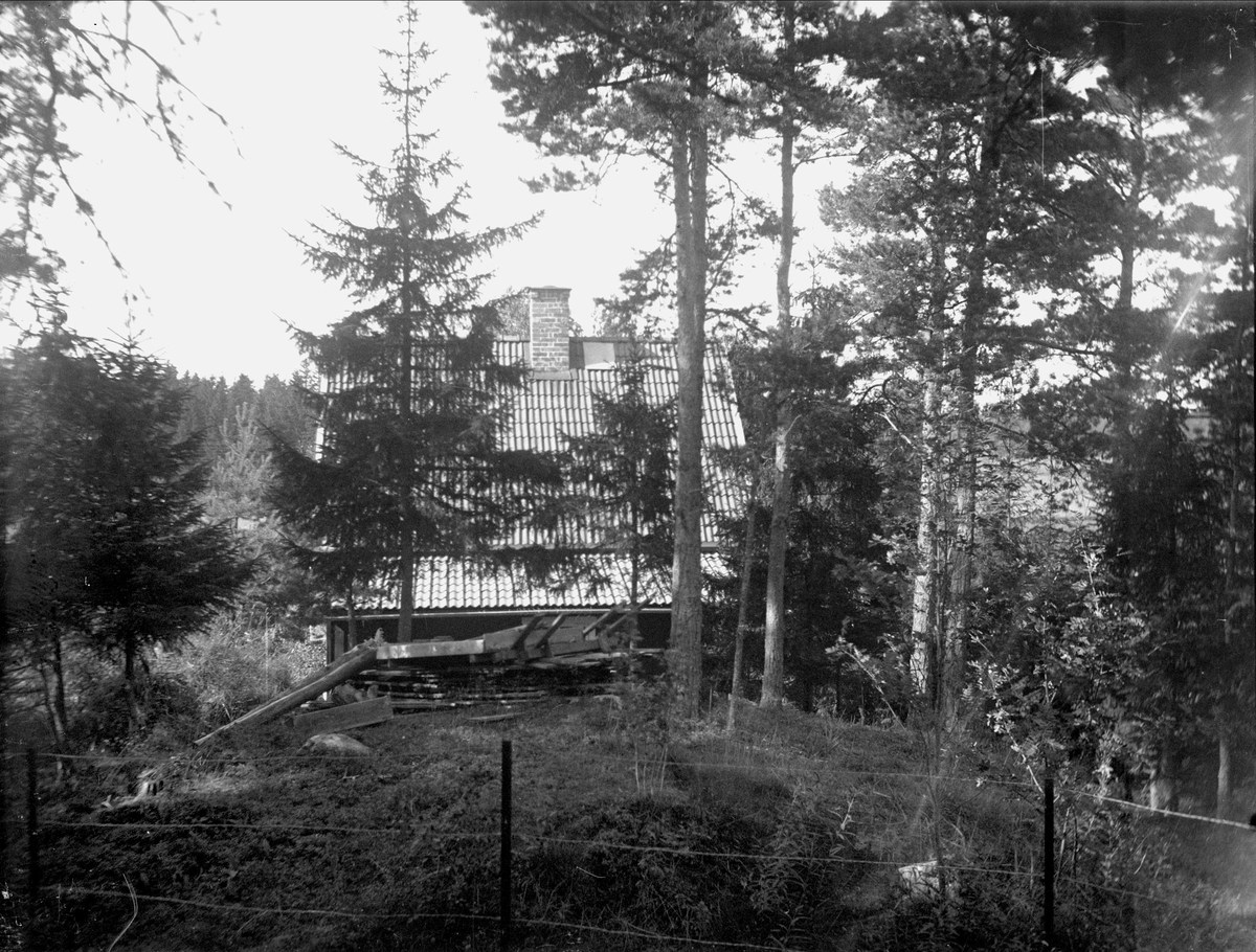Familjen Janssons sommarställe Lillsunda, Uppsala-Näs socken, Uppland 1930-tal