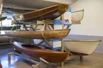 Sjöhistoriska museet visar och förvarar en del av sin båtsamling i Båthall 2 på Galärvarvet i Stockholm.
Båtarna är daterade från 1700-talet fram till 1900-talet. Här finns allt från ångslupar och arbetsbåtar till fritidsbåtar av många slag.