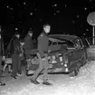 Personbil i krock med snöplog i Huskvarna på 1960-talet.