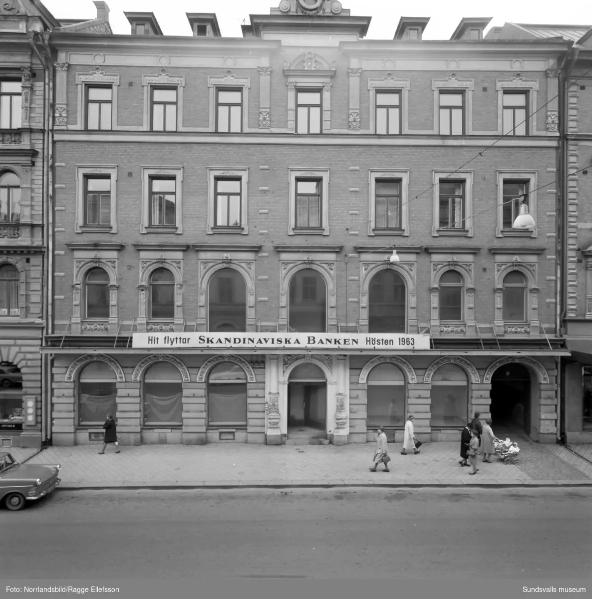 Fasaden på huset vid Storgatan 19 där Skandinaviska Enskilda Banken ska flytta in, före detta Frans Petterssons.