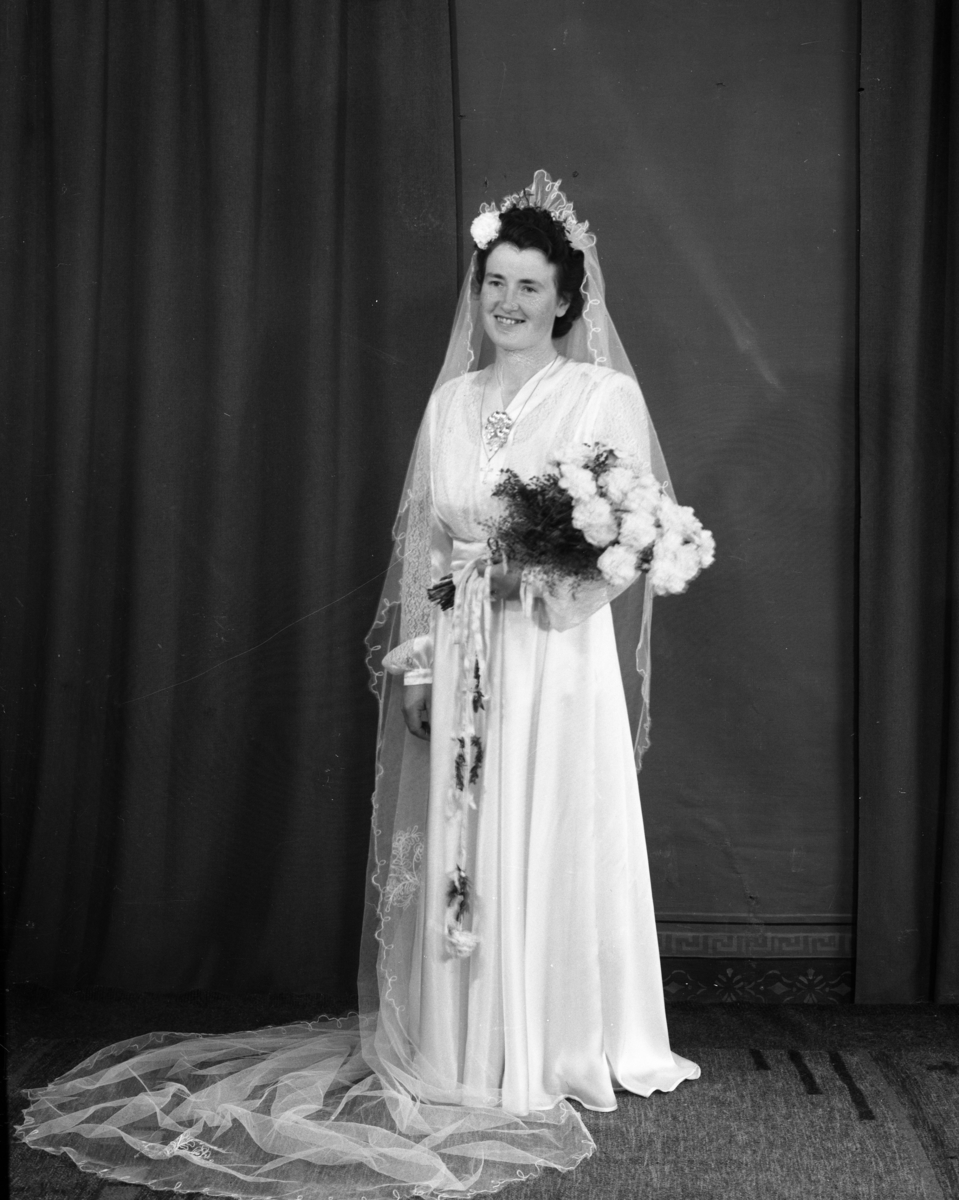 Brudebilde av Ragnhild J. Thorset