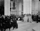 Ärkebiskop Erling Eidem håller gudstjänst i Uppsala domkyrka, Uppsala 1944