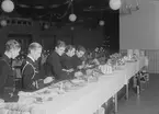 Julbord på F 3 Östgöta flygflottilj, 1945. Dukat julbord.