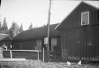 Bostaden och ladugården.  Östby  Rännelanda