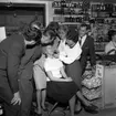 Färghandelsbiträden på kurs på 1960-talet.