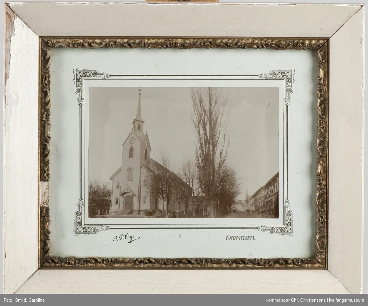 Sandefjord gamle kirke, eksteriør.